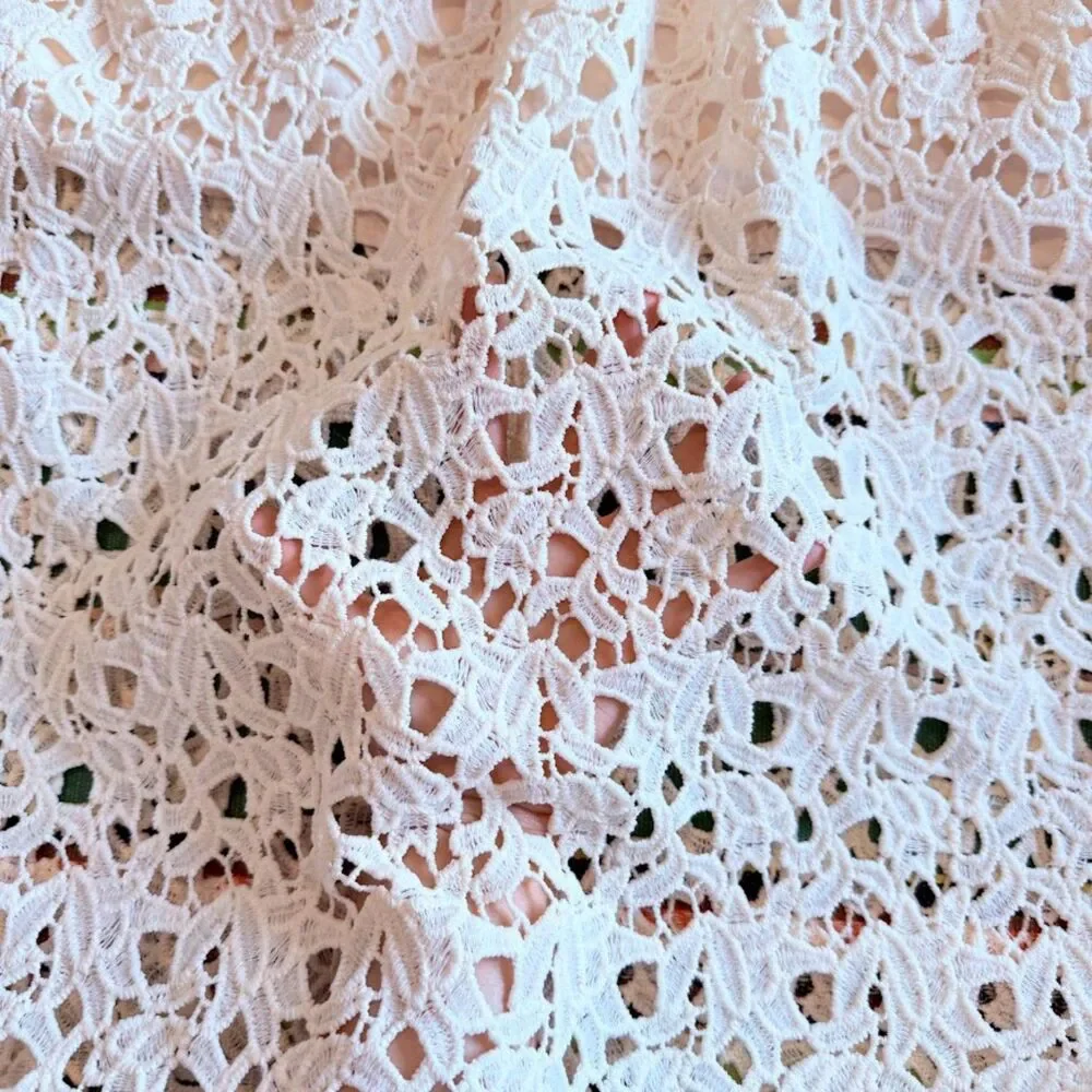 ASTR The Label Floral Lace Midi Dress in Cream size XS - Picture 5 of 10